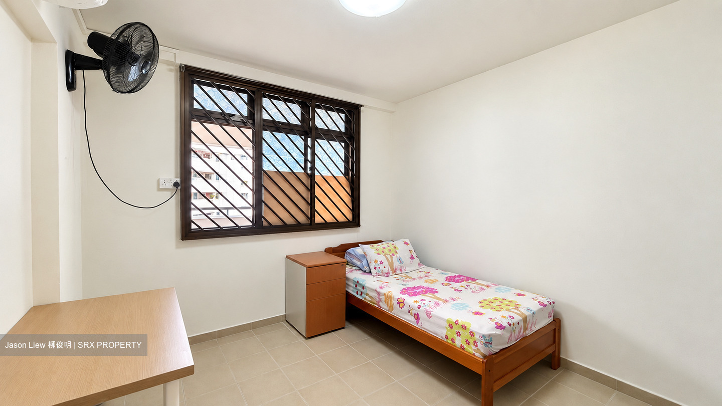 Blk 242 Serangoon Avenue 3 (Serangoon), HDB 4 Rooms #622115351